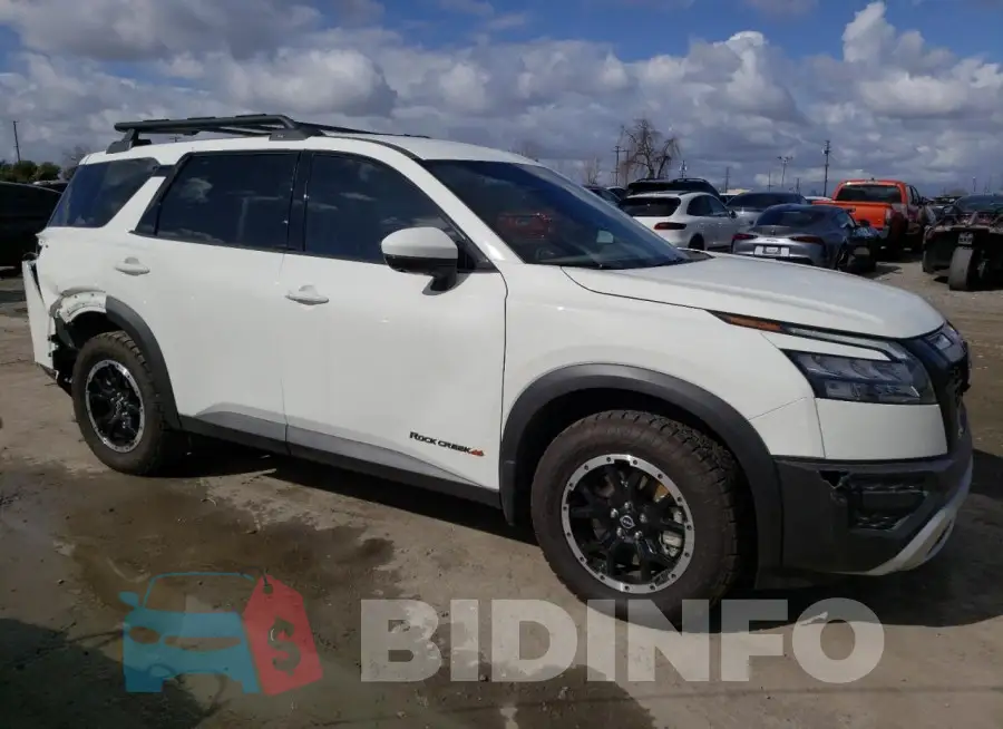 5N1DR3BD7PC277239 Photo# 4