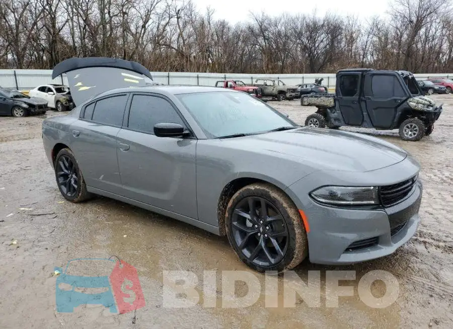 2C3CDXBG1PH623125 Photo# 4