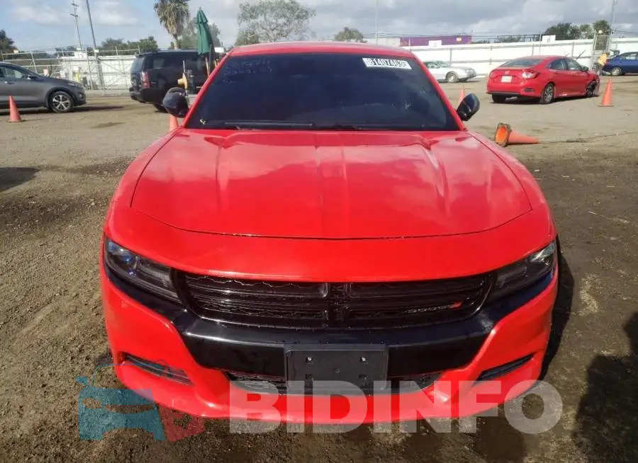 2C3CDXHG0GH259352 Photo# 5