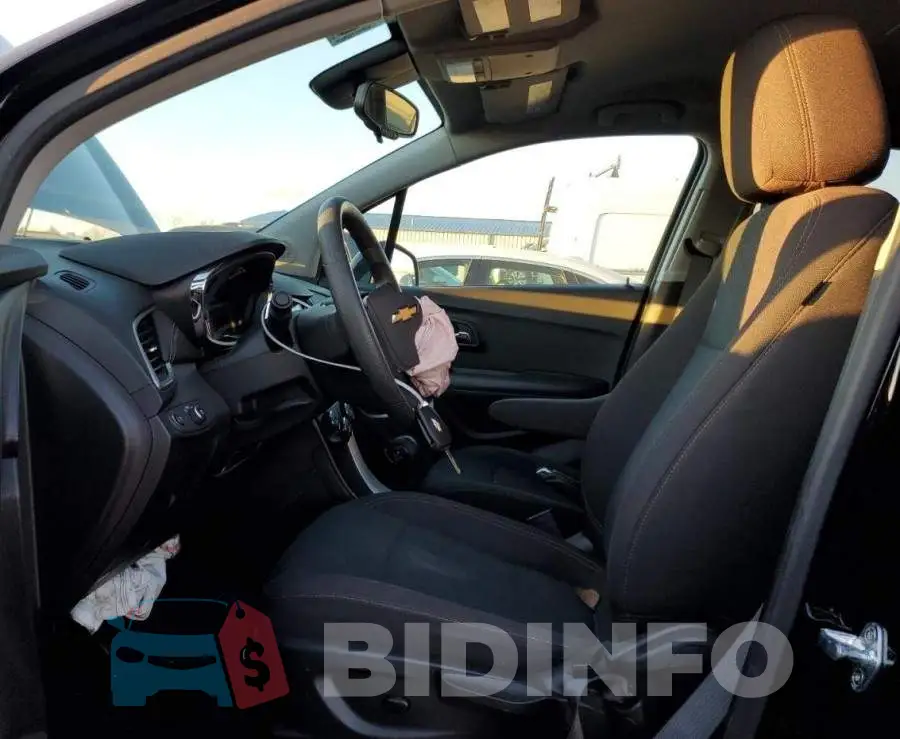 KL7CJNSB0LB030918 Photo# 7