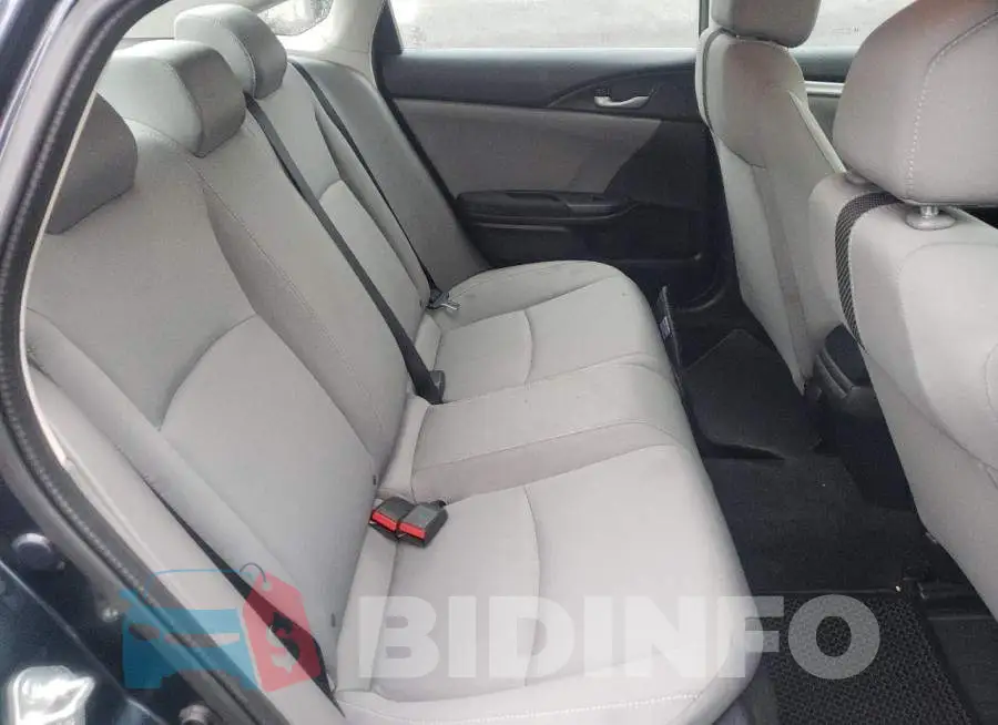 19XFC2F50GE207490 Photo# 10