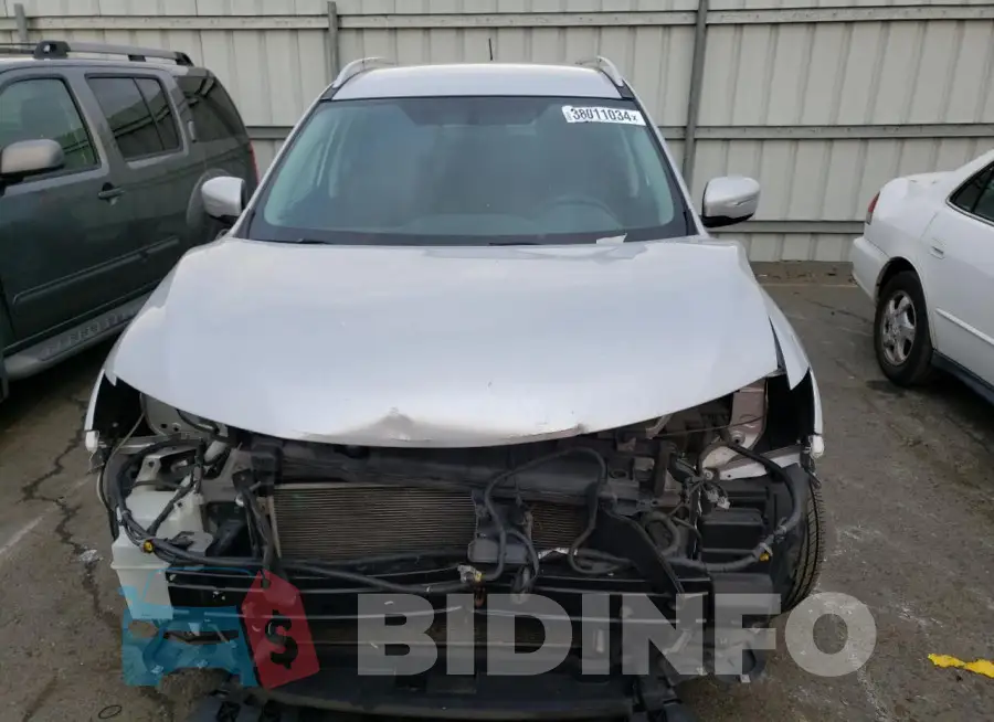 KNMAT2MV1FP572613 Photo# 1