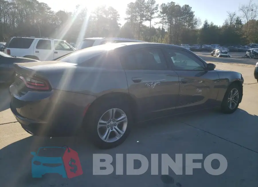 2C3CDXBG6FH813274 Photo# 3