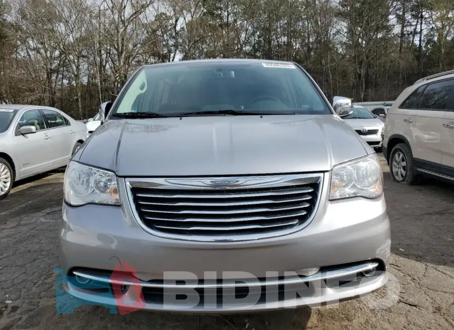 2C4RC1JG8FR677425 Photo# 5