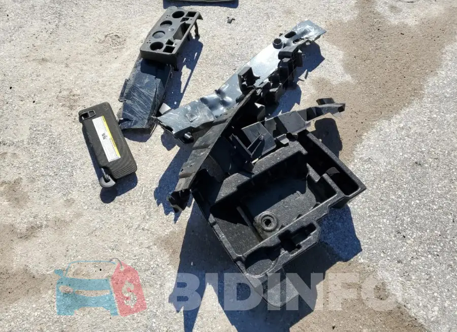 1G1FB1RS6M0120480 Photo# 12