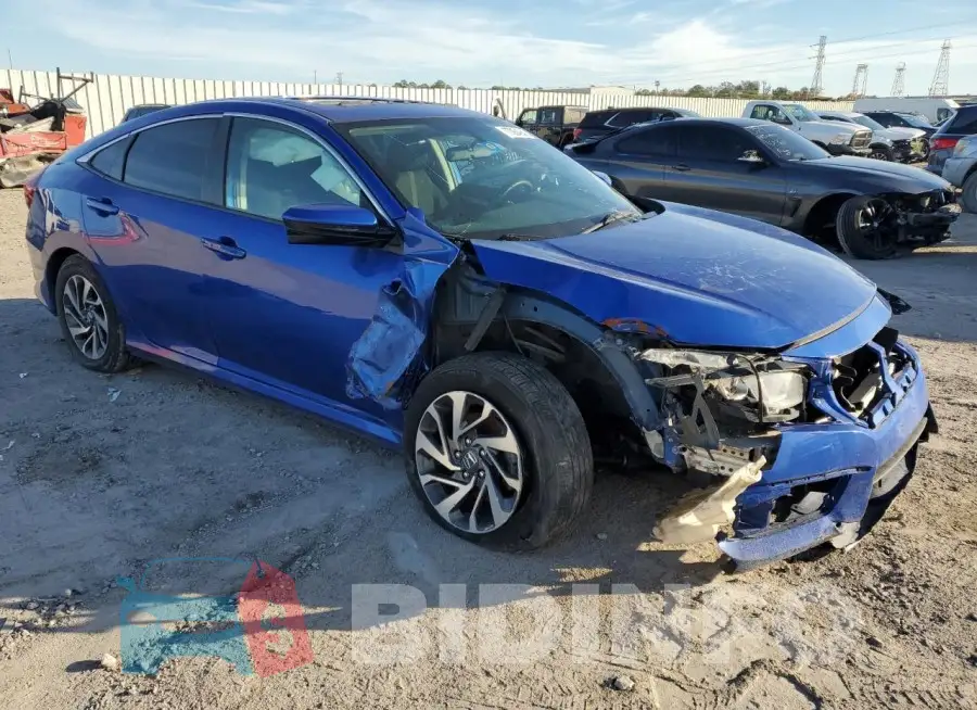 19XFC2F7XHE011785 Photo# 4