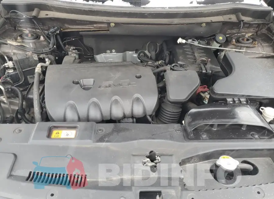 JA4AZ2A36JZ008481 Photo# 11