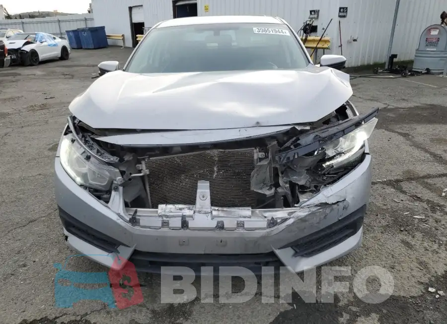 19XFC2F76HE229917 Photo# 5