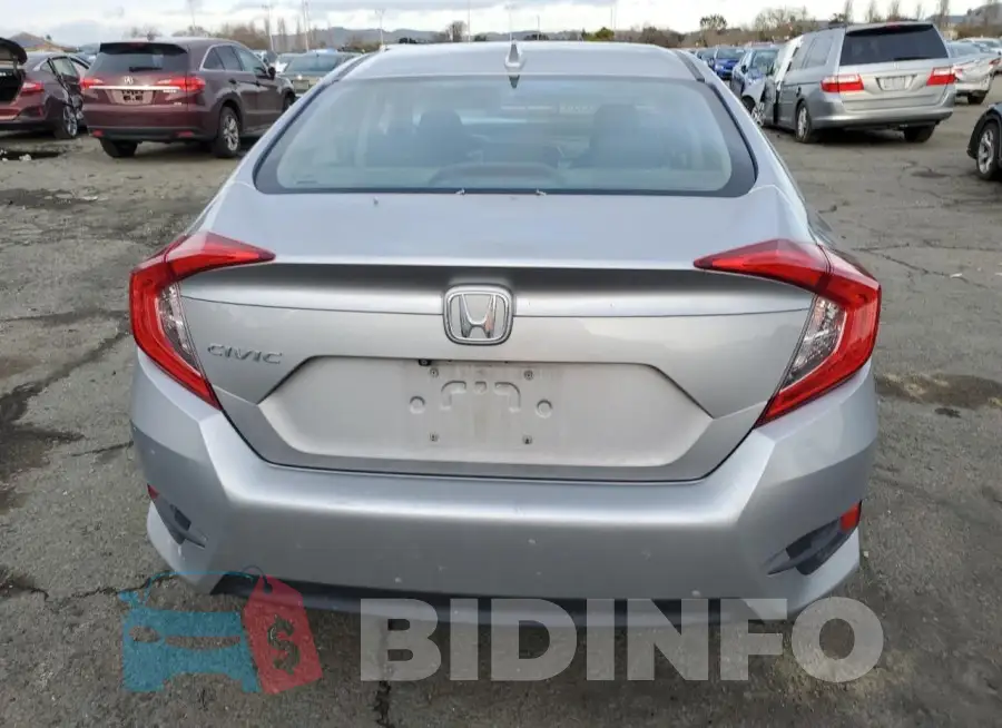 19XFC2F76HE229917 Photo# 6