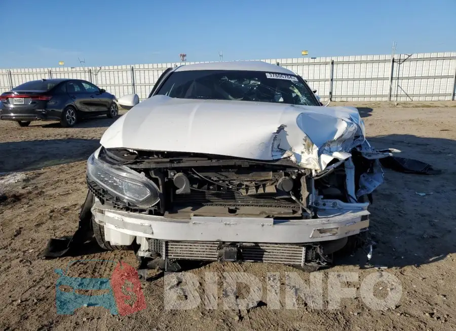 1HGCV1F37KA086492 Photo# 5