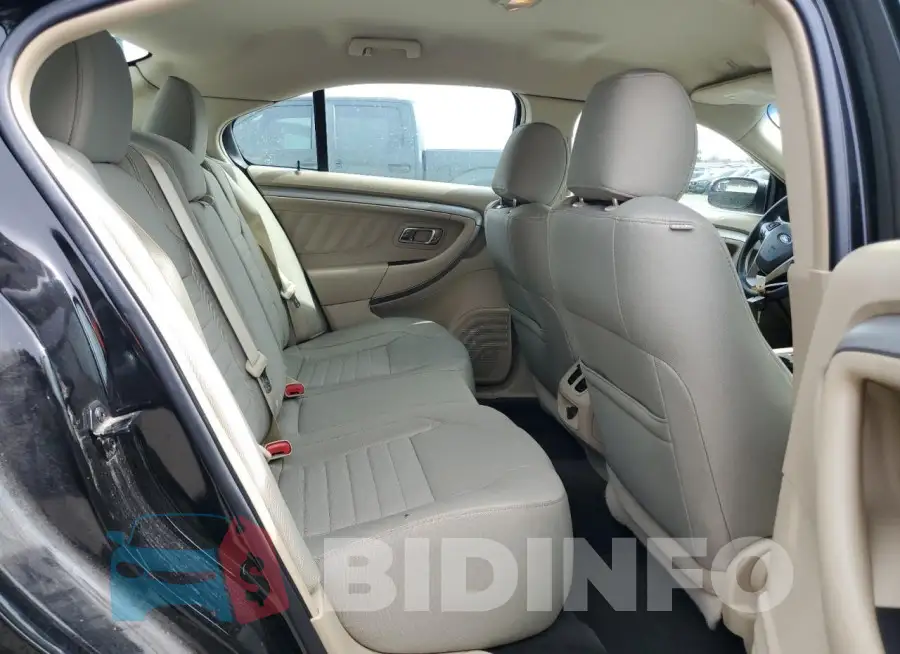 1FAHP2D85JG136830 Photo# 10