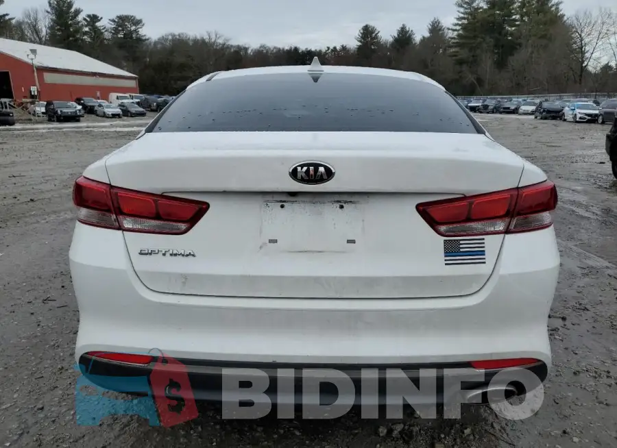 5XXGT4L36HG172885 Photo# 6