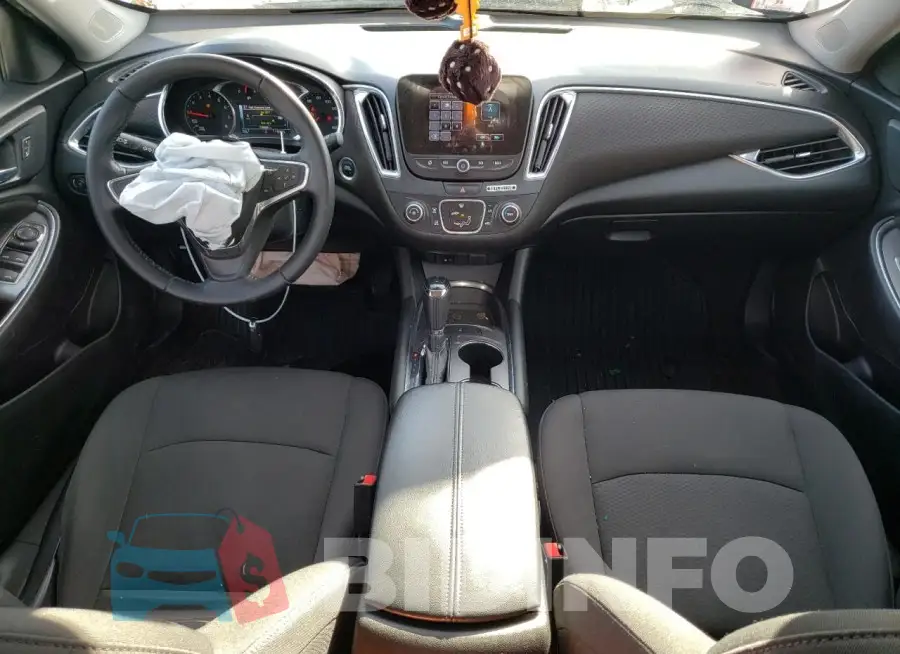 1G1ZD5ST4JF290427 Photo# 8