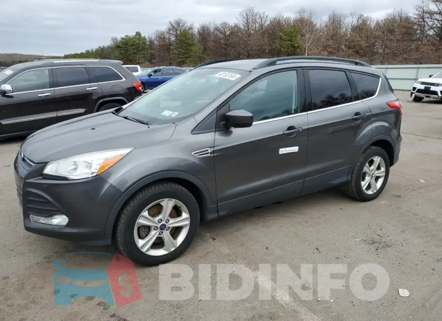 1FMCU9GX7GUA01881 Photo# 1