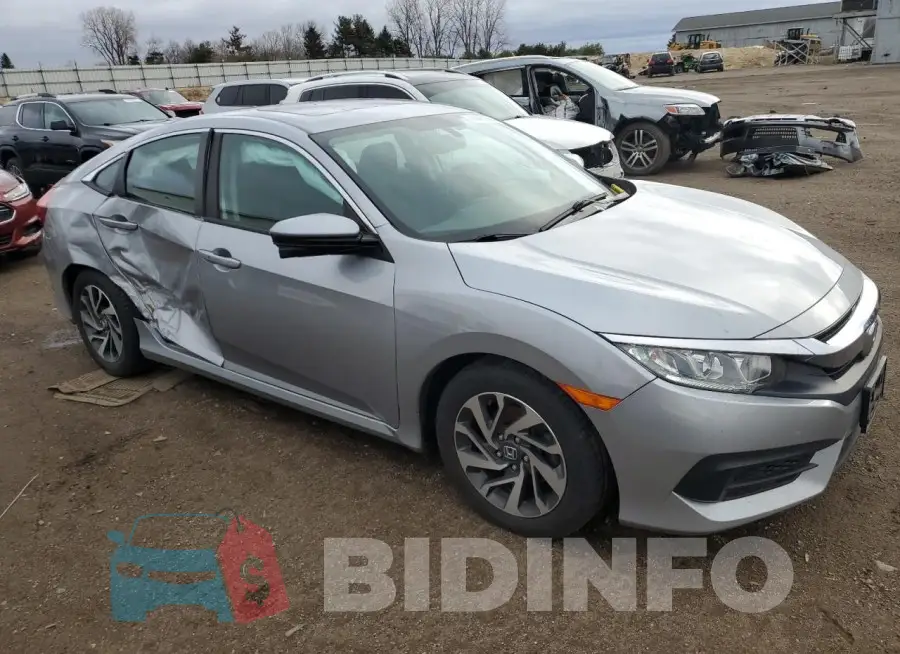 19XFC2F73GE009925 Photo# 4