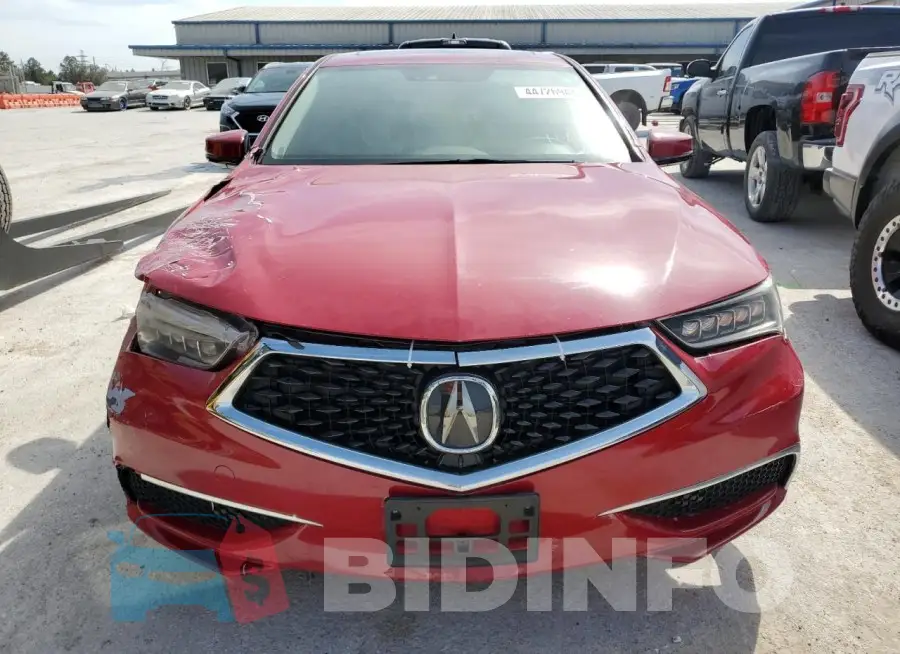 19UUB2F47KA003428 Photo# 5