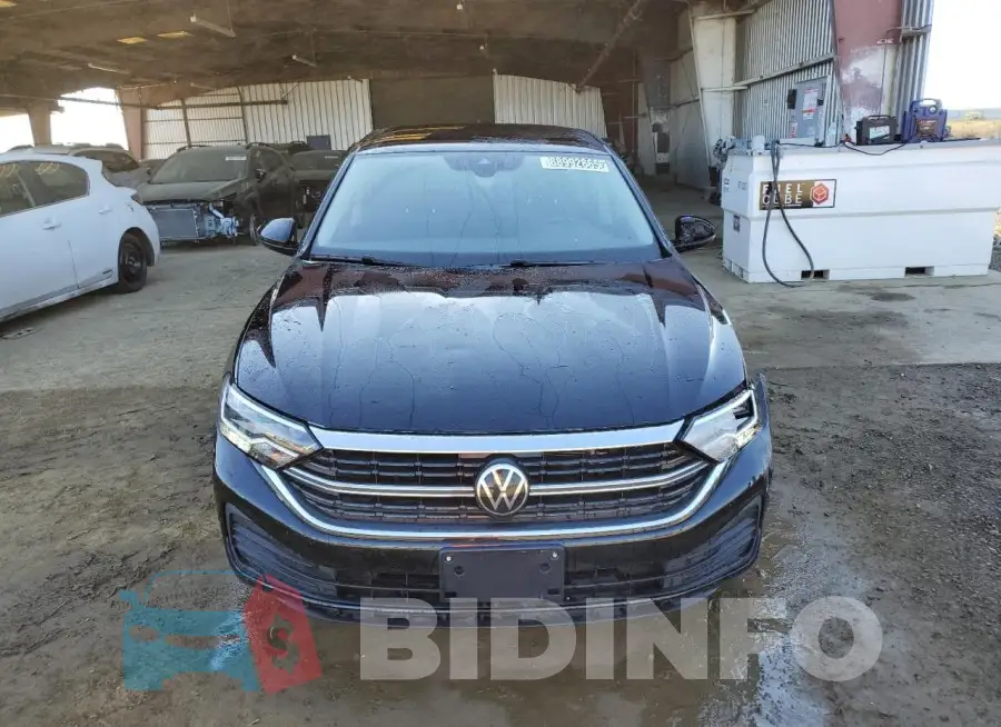 3VW5M7BU1RM075932 Photo# 5
