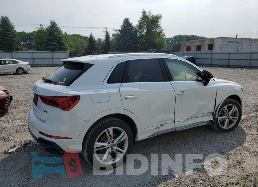 WA1EECF3XK1071434 Photo# 3