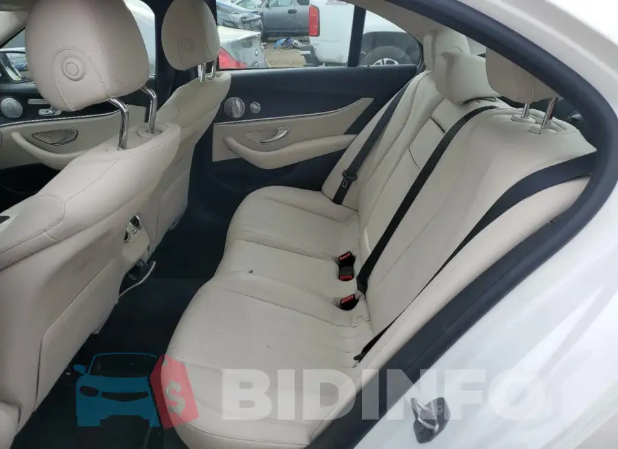 WDDZF4KB1HA124270 Photo# 10