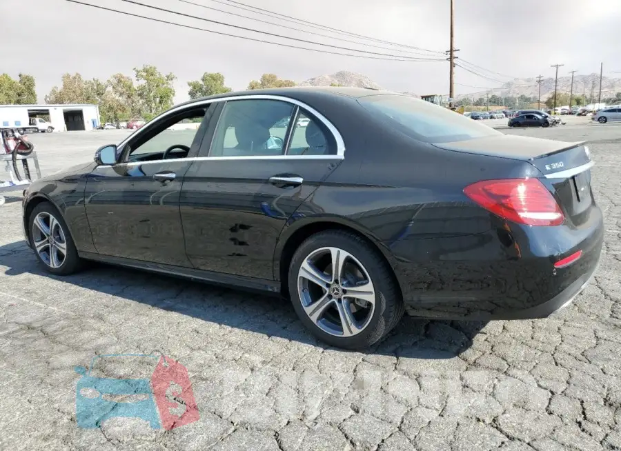 WDDZF8DBXLA701164 Photo# 2