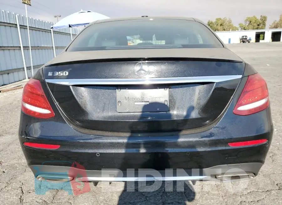 WDDZF8DBXLA701164 Photo# 6