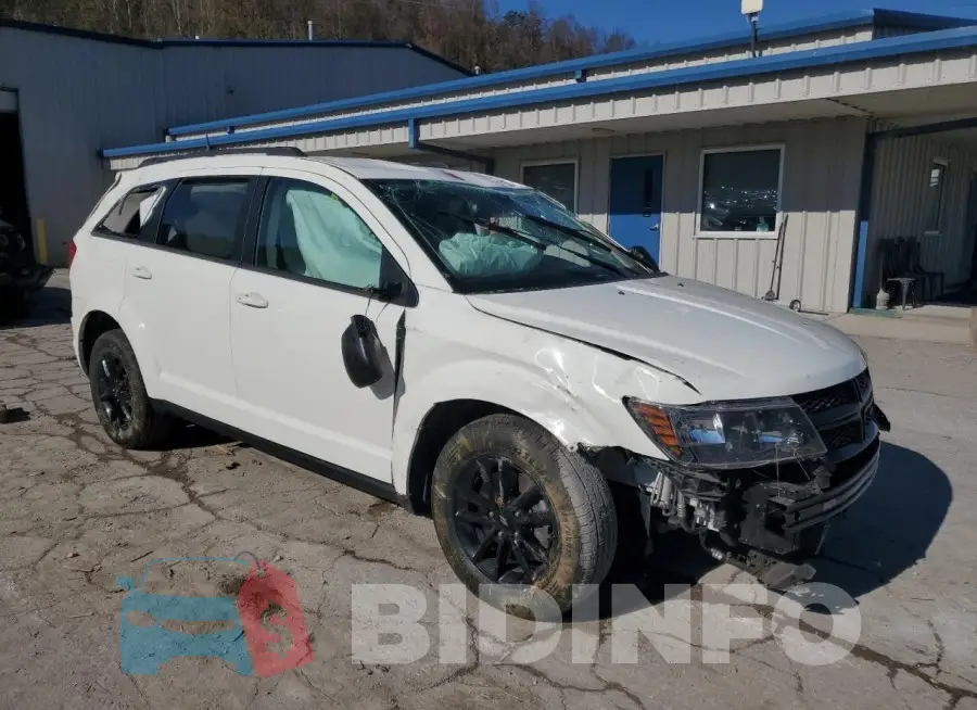 3C4PDCAB8LT264675 Photo# 4