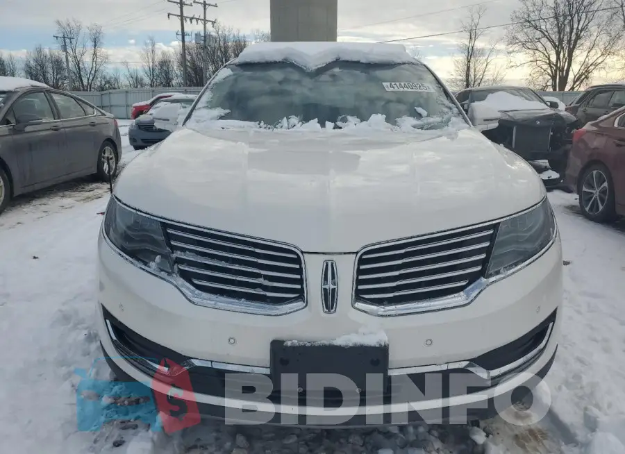 2LMTJ6LR8GBL53988 Photo# 5
