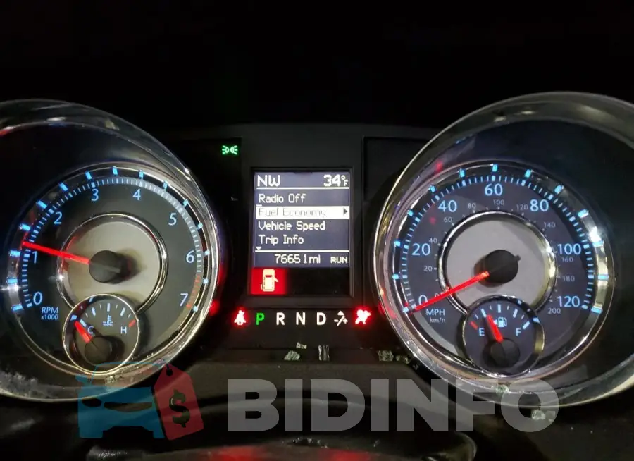 2C4RC1BGXGR304841 Photo# 9