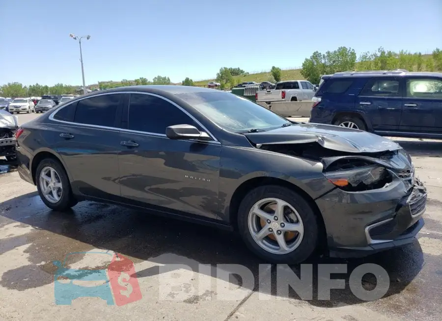 1G1ZB5ST2HF157925 Photo# 4