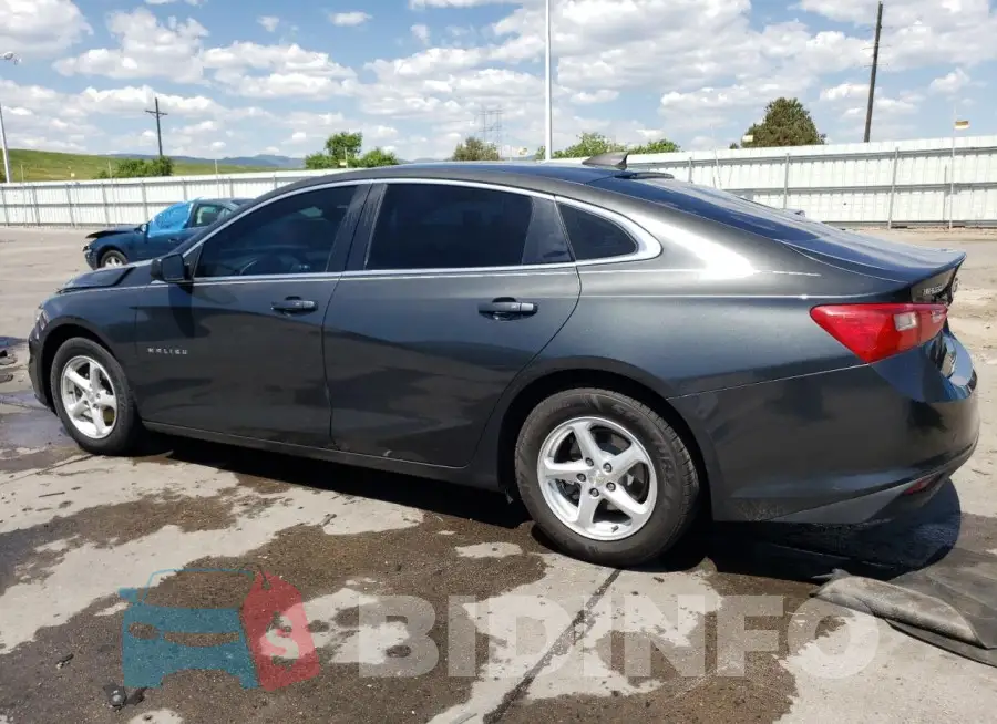 1G1ZB5ST2HF157925 Photo# 2