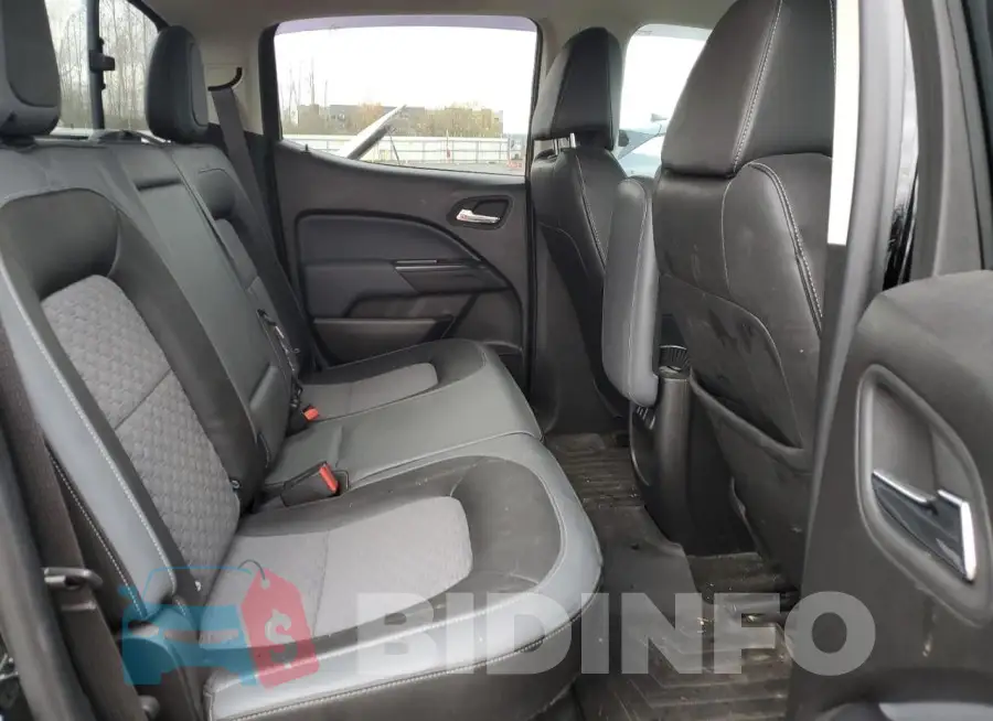 1GCPTDE12J1132431 Photo# 10