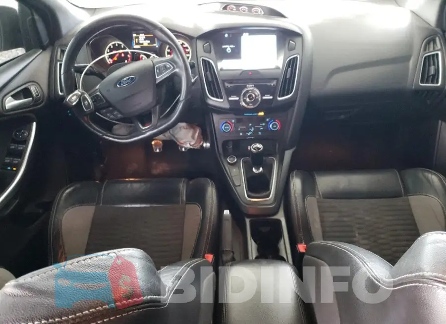 1FADP3L9XGL228367 Photo# 8