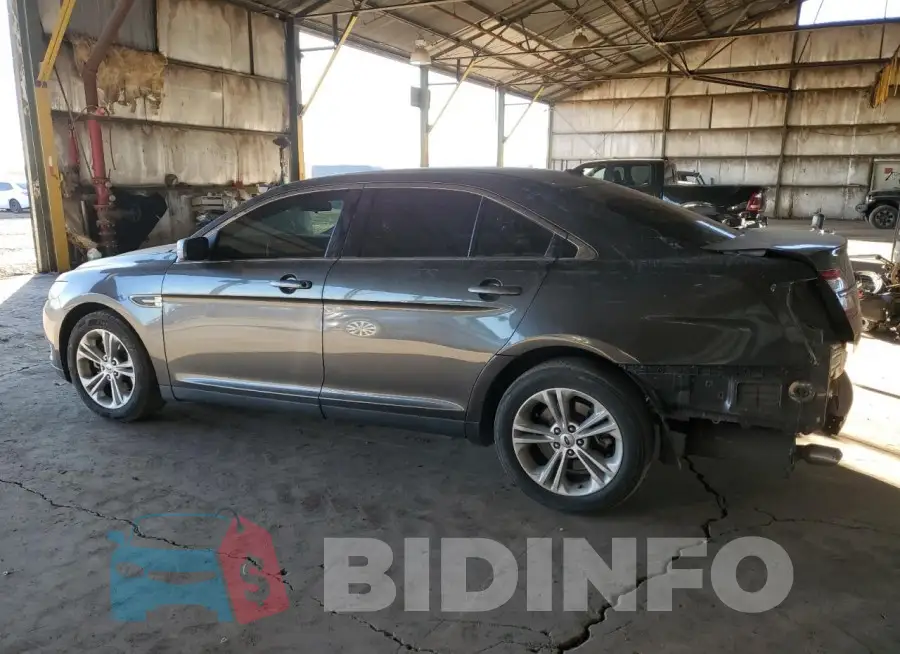 1FAHP2D87JG137302 Photo# 2