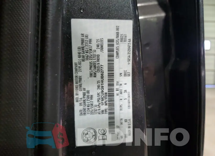 1FMCU9G91HUB62777 Photo# 13