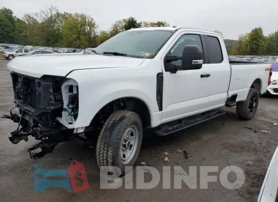 1FT8X2BA3PEC95740 Photo# 1
