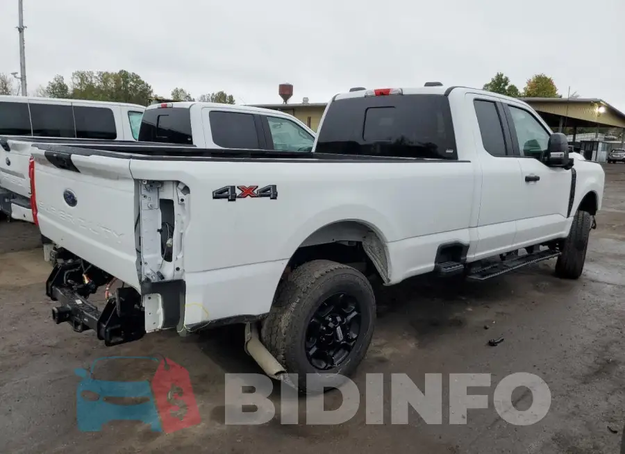 1FT8X2BA3PEC95740 Photo# 3