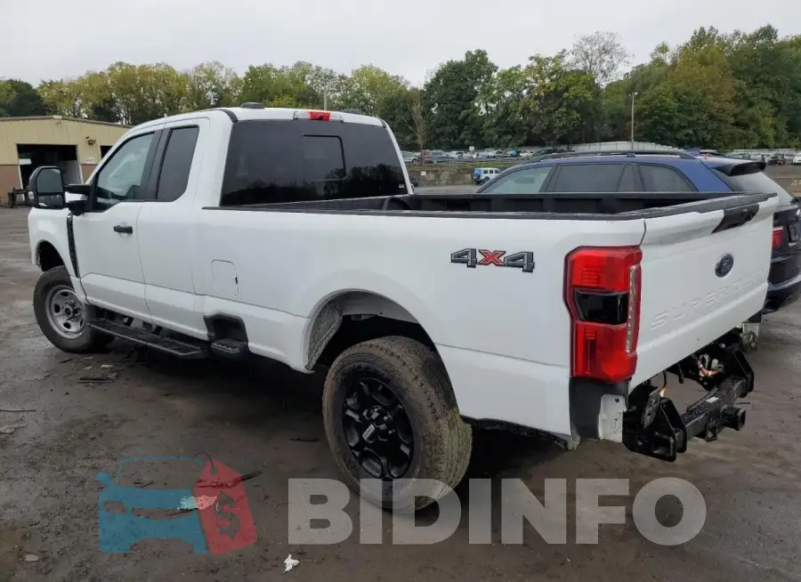 1FT8X2BA3PEC95740 Photo# 2