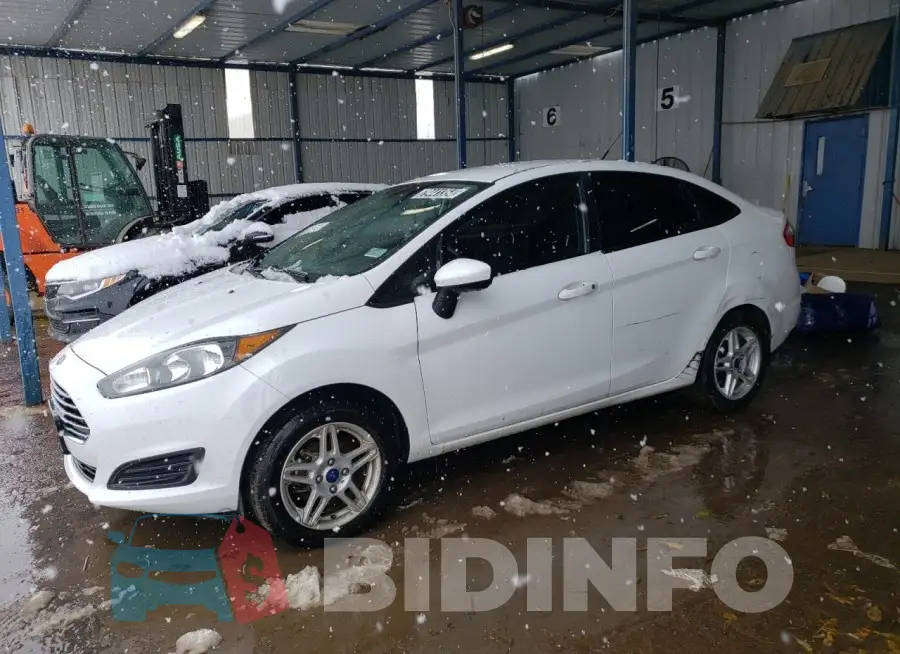 3FADP4BJXJM112657 Photo# 1