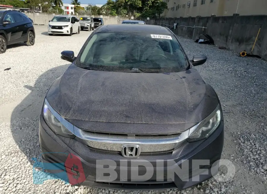 19XFC2F77HE032285 Photo# 5