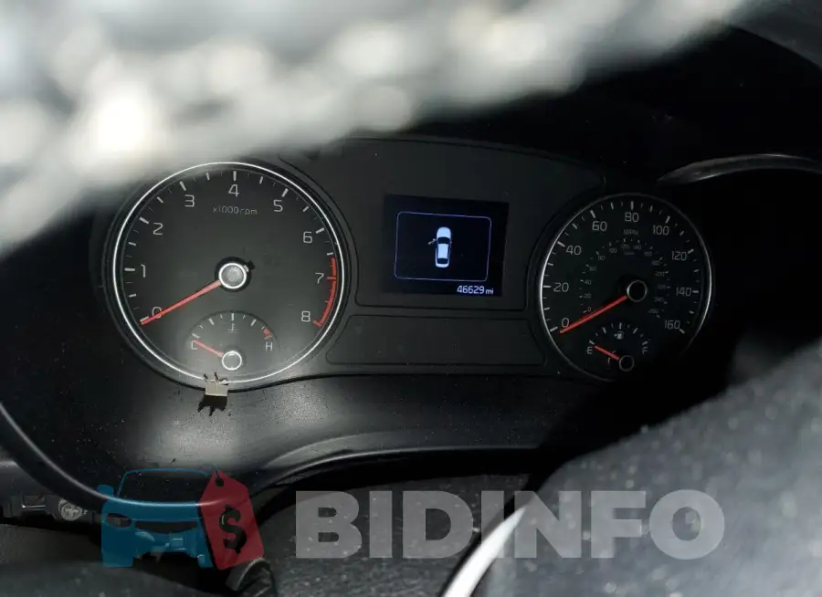 5XXGU4L32JG241817 Photo# 9