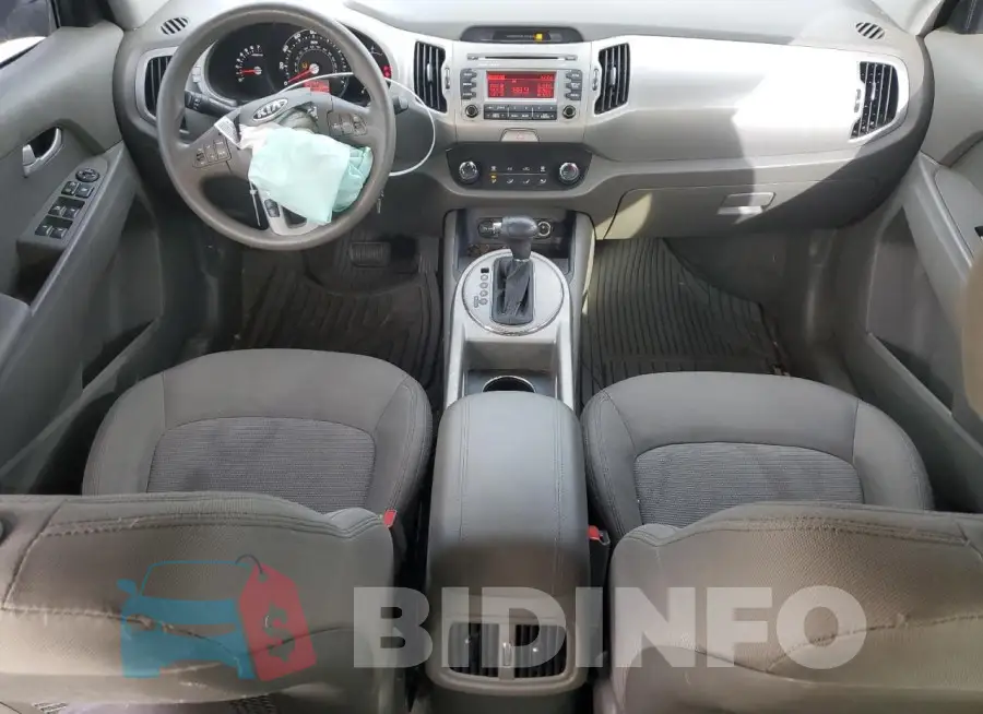KNDPB3AC2G7818818 Photo# 8
