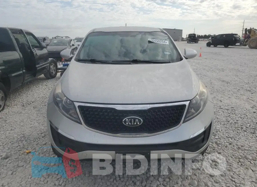 KNDPB3AC7G7878903 Photo# 5