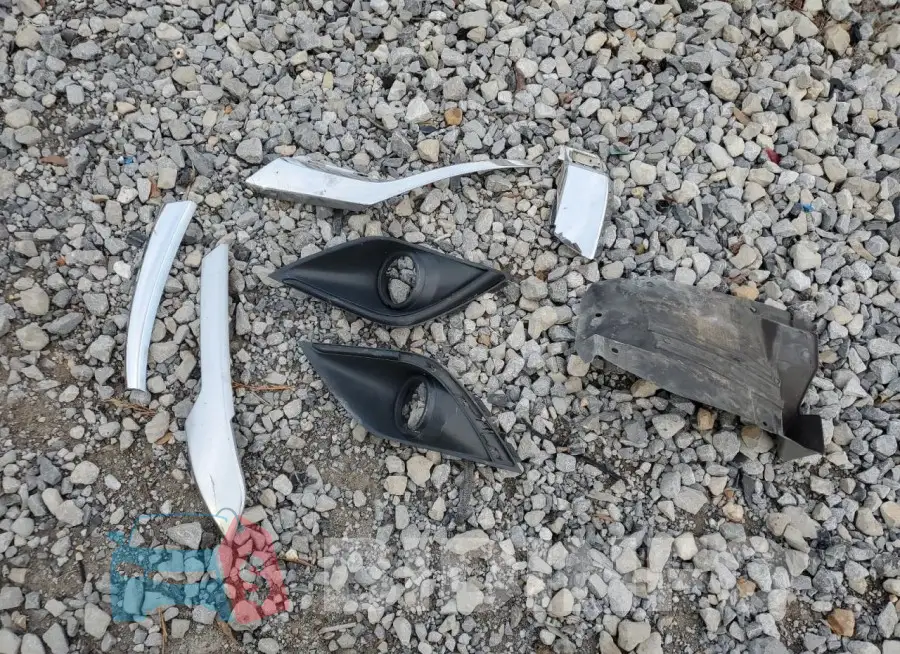 JA4AD3A36KZ020524 Photo# 13