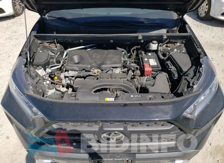 2T3J1RFV8KW003624 Photo# 12