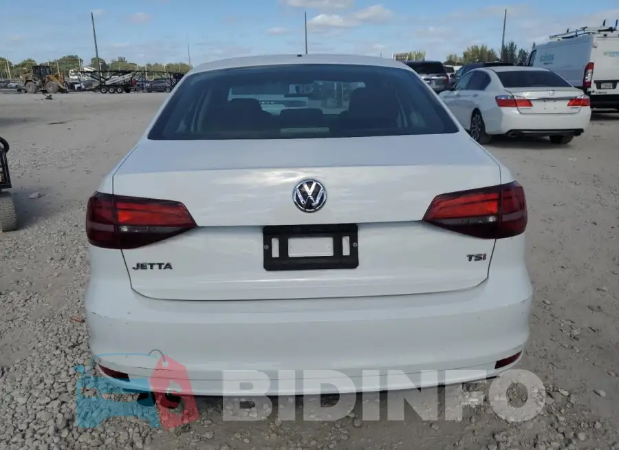 3VW267AJ9GM254642 Photo# 6
