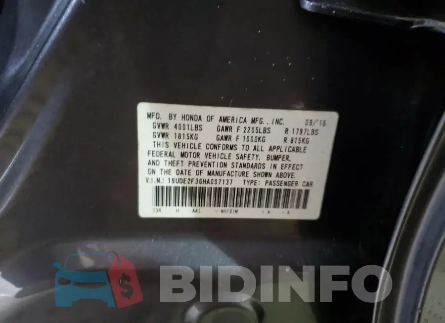 19UDE2F36HA007137 Photo# 12