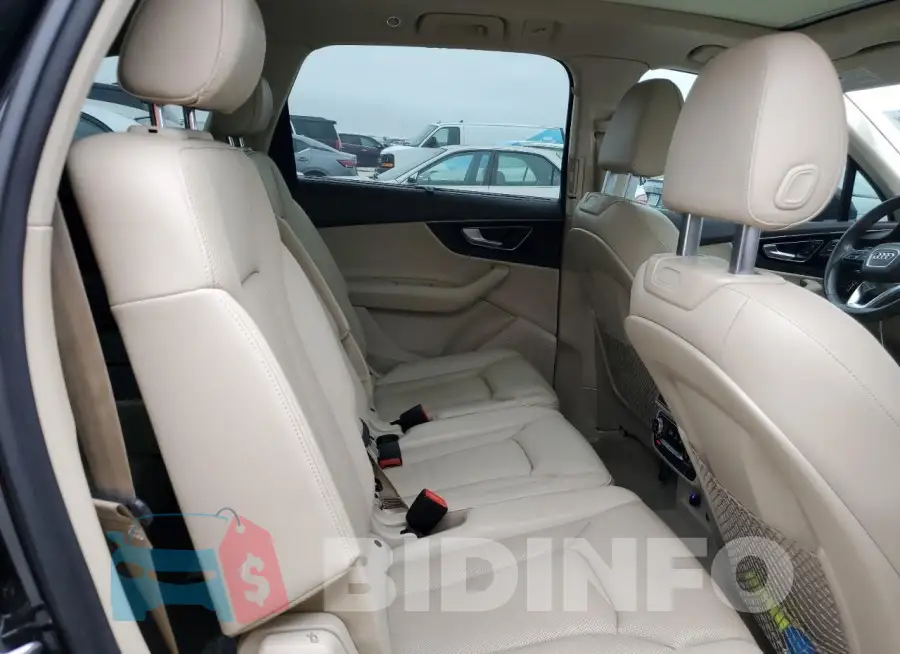 WA1LAAF77KD021194 Photo# 11