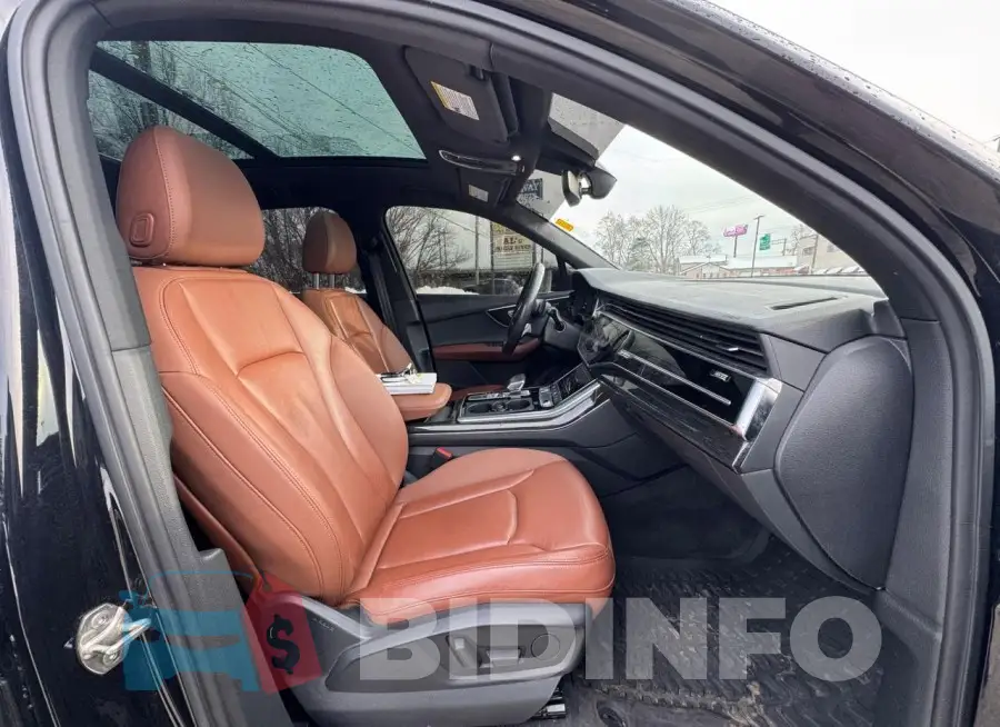 WA1LXAF77LD007277 Photo# 5
