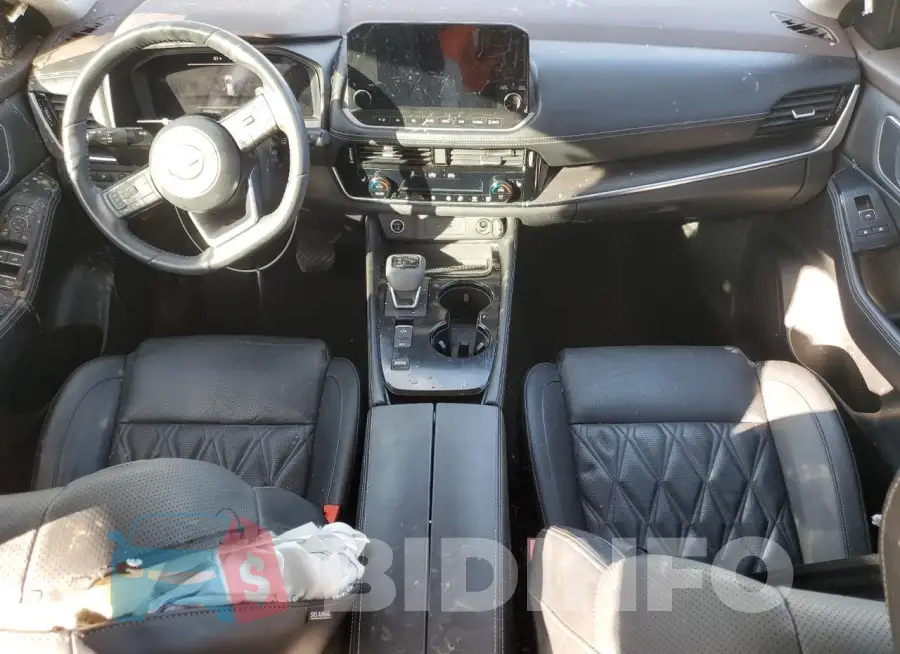 JN8BT3DCXPW102116 Photo# 8