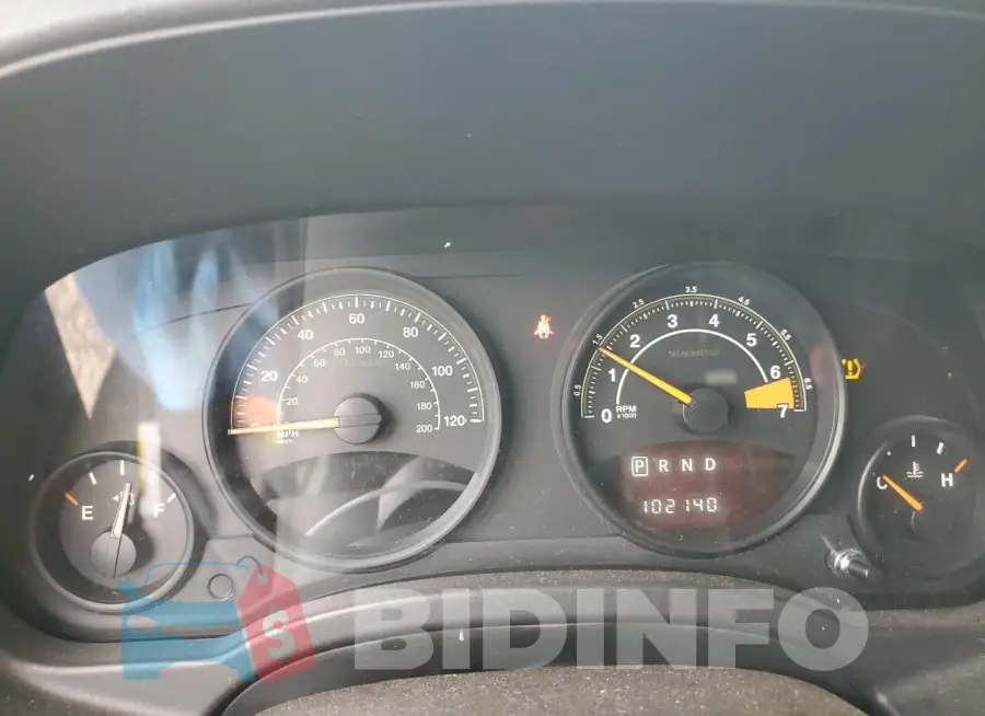 1C4NJPFB3HD158082 Photo# 9